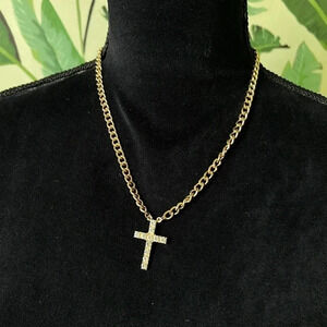 Gold toned Crystal Cross Chunky chain necklace